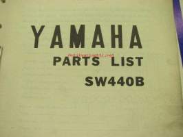 Yamaha SW440B Snowmobile parts list -moottorikelkka, varaosaluettelo