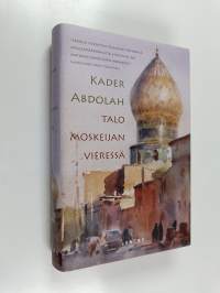 Talo moskeijan vieressä