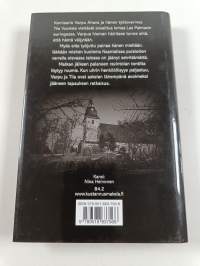 Kulki kuolema puistotietä : jännitysromaani