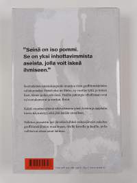 Tyttö ja pommi