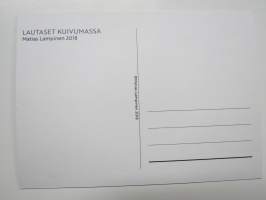 Lautaset kuivumassa - Matias Lampinen -postikortti / postcard