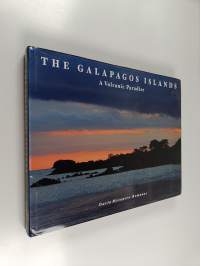 The Galapagos islands : a Volcanic paradise