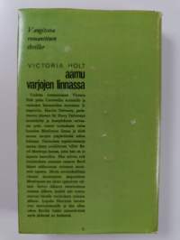 Aamu varjojen linnassa