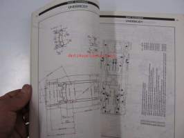 Nissan Model M10 Series Body repair manual -korjaamokirja