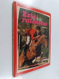 Esteratsastus