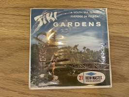 View-Master - Reel 1 A9741 Exotic Tiki Gardens, Reel 2 A9672 Water Ski Sho, Reel 2 A9742 Exotic Tiki Gardens &amp; Reel 3 A9743 Tiki Gardens  -Kuvakiekko
