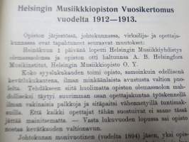 Helsingin Musiikkiopiston vuosikertomus vuodelta 1912-1913, oppilaslistat mm. opettajan Ilmari Hannikainen, oppilaina Jorma &amp; Kirsti Gallen-Kallela