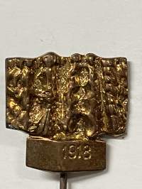 Vuoden 1918 Kansalaissodan Muistomerkkiyhdistys ry - Rintamerkki -neulamerkki