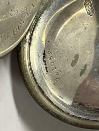 Perret &amp; Fils, Brennets -taskukello, hopeakuorinen