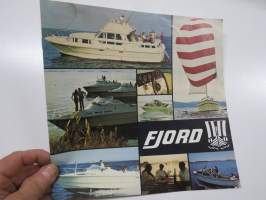 Fjord 1974 veneet tour 18, 20 Näkki, 21 Näkki Cabin ja HT, 23 Näkki, 21 Daycruiser, 21 Hardtop, 21 Weekender, 24 Daycruiser, 24 Weekender... -myyntiesite