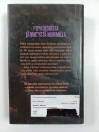 Elävät ja kuolleet Winsfordissa