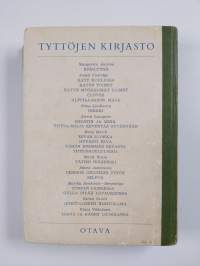 Gulla-tyttö kartanossa