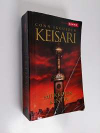 Keisari 3, Miekkojen kenttä