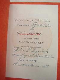 Voimisteluseurojen kunniakirjoja 9 kpl; Matti Aaltonen (7 kpl) &amp; Kaino Lempinen (1 kpl), Olli Hurme (1 kpl), Turun Pyrkivä