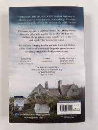 The Janus stone : a Dr Ruth Galloway mystery