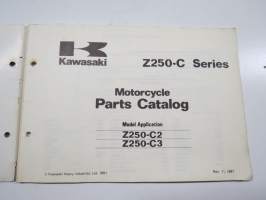 Kawasaki Z750 For European Market Parts Catalogue -varaosaluettelo