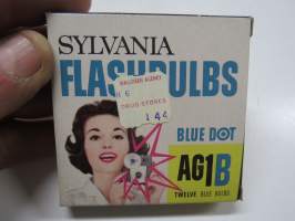 Sylvania Flashbulbs AG1B Blue Bulbs -salamalamppuja, pakkaus jossa lamput 12 kpl kaikki käyttämättömiä jäljellä
