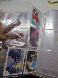 Disney Princess Trading Card Game -keräilykorttien kirja
