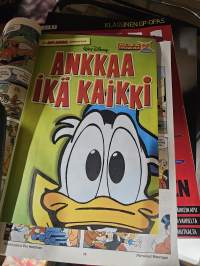 Walt Disney Aku Ankka  2010 nr 25 + taskari-liite