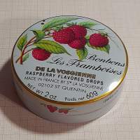 Raspberry peltinen makeisrasia