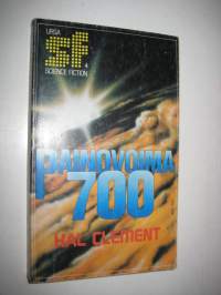Painovoima 700
