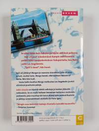Jokin sinusta : romaani