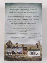 The outcast dead : a Dr Ruth Galloway mystery