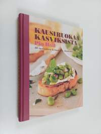 Kausiruokaa kasviksista : 40 ruokaideaa kotimaisista aineksista