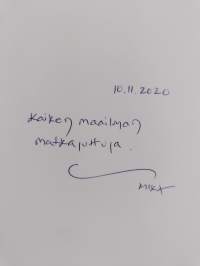 Kaiken maailman näkökulmia (signeerattu)