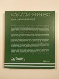 Luonnonmukainen talo