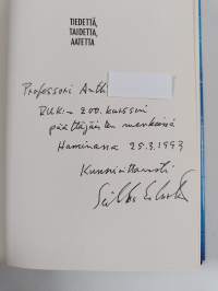 Tiedettä, taidetta, aatetta : Suomen kulttuurirahasto Suomen kulttuurissa (signeerattu, tekijän omiste)