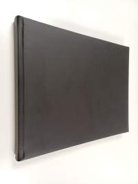 Audi R8 : limited edition aluminum book (numeroitu)