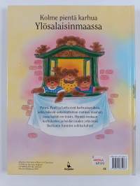 Kolme pientä karhua Ylösalaisinmaassa