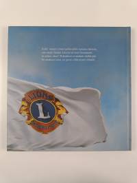 Leijonia Vesijärven rannoilla : Lions Club Lahti-Vesijärvi 1956-2006