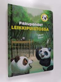 Pikkupandat leikkipuistossa
