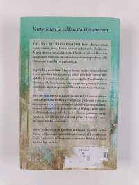 Naiset valkoisissa