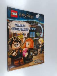 Lego Harry Potter Taikatemppuilua : Puuhakirja lelulla (lelu puuttuu)