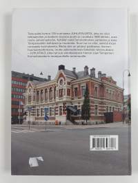 120-vuotias juhlatalo : tehtaanväen ja teatterin tyyssija