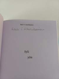 Syli yön : runoja (signeerattu)