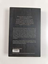 Camera obscura : novelleja