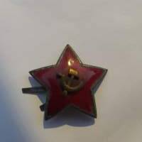 Lakkikokardi punatähti n.35 mm tähden kärjestä kärkeen