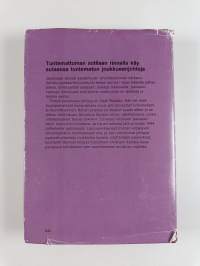 Joukkueenjohtaja : romaani