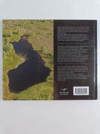 Destination Finland : aerial landscapes = aèrofotosnimki pejzažej = maisemat ilmakuvina
