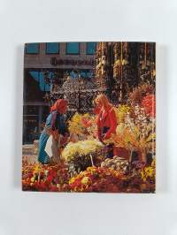 Nuremberg : the magic of a medieval city told in engravings and color prints