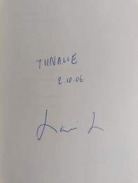 Pimeä tavarajuna : novelleja (signeerattu, tekijän omiste)