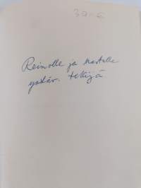 Huuskosen suku 1 (signeerattu, tekijän omiste)
