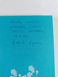 100 : sata urheilun suurinta : maailman huiput paremmuusjärjestyksessä (signeerattu, tekijän omiste)