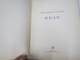 Oulu 1936 -kuvateos, kaupunginvaltuuston puheenjohta K.J. Reinilän omistuskirjoitus maisteri Sirkka-Liisa Virtaselle 12.10.1937