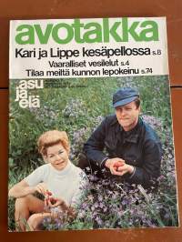 Avotakka 1971 nr 7, Kari ja Lippe Suomalaisen kesäkoti, mennään saunaan, Sanni uiva kesämökki Saimaalla