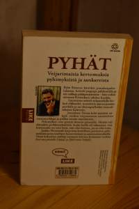 Pyhät - Pieni mies jalustalla ja pyhiä naisia